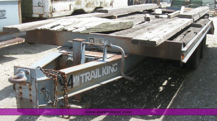 image for item 6831 1990 Trail King TK32-2000 tandem axle trailer
