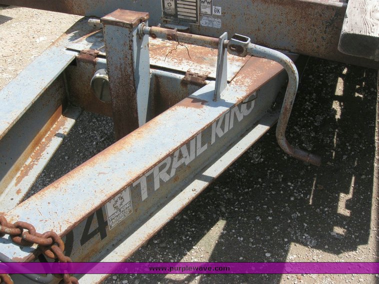 image for item 6831 1990 Trail King TK32-2000 tandem axle trailer