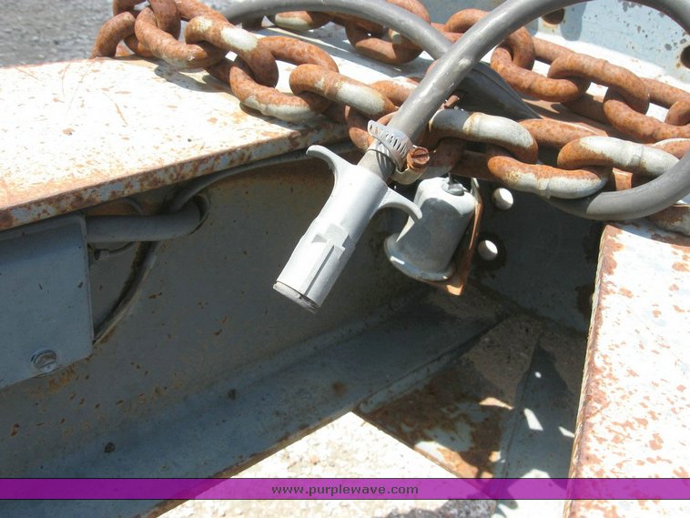 image for item 6831 1990 Trail King TK32-2000 tandem axle trailer