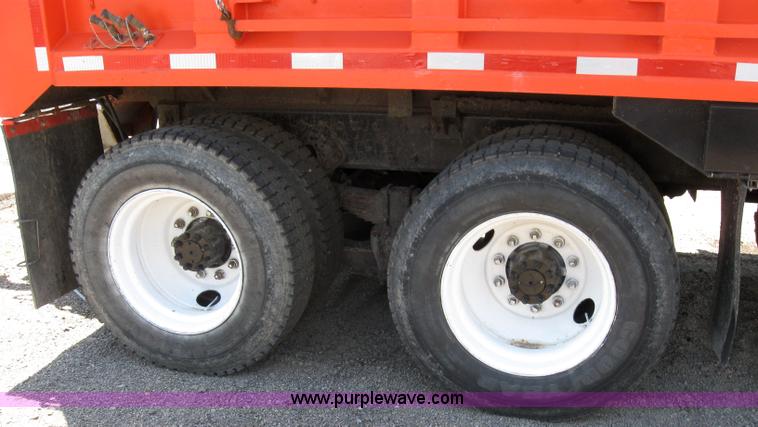 image for item 6852 1993 International Series 4900 dump truck with plow and spreader