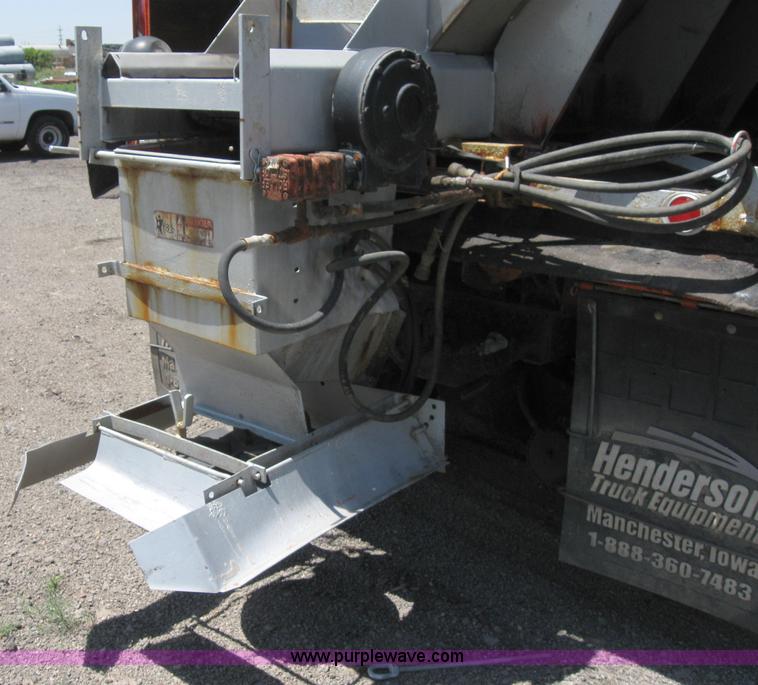 image for item 6852 1993 International Series 4900 dump truck with plow and spreader