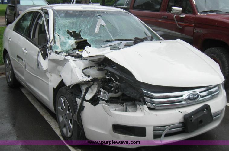image for item 7251 2008 Ford Fusion S