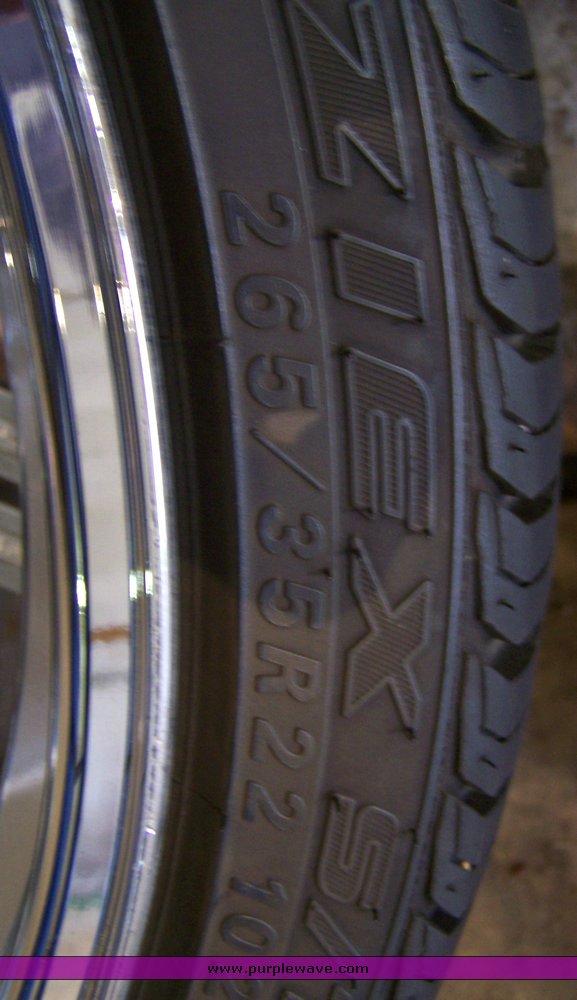 image for item 8204 (4) 265-35R22 102H Falken tires on Incubus rims