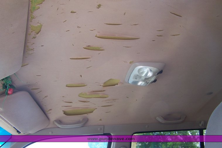 image for item 8493 1994 Ford Explorer