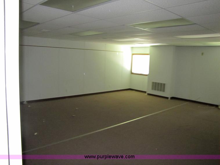 image for item 9000 2000 TSI C/R mobile classroom complex