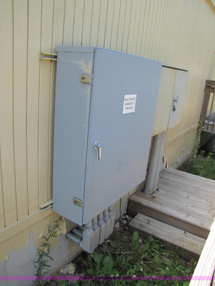 image for item 9000 2000 TSI C/R mobile classroom complex