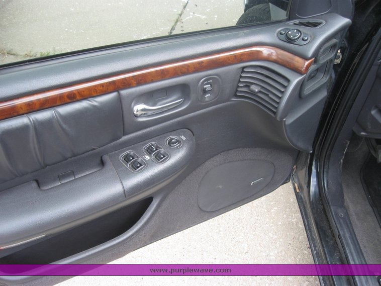 image for item 9212 1997 Chrysler LHS