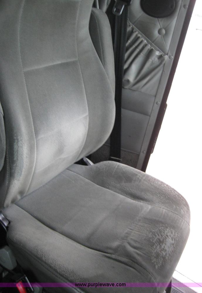 image for item 1503 2005 Kenworth Construct T600 semi truck