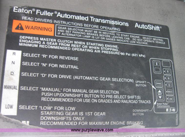 image for item 1505 2005 Kenworth Construct T600 semi truck