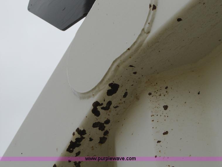 image for item 1902 2006 CTS belly dump trailer