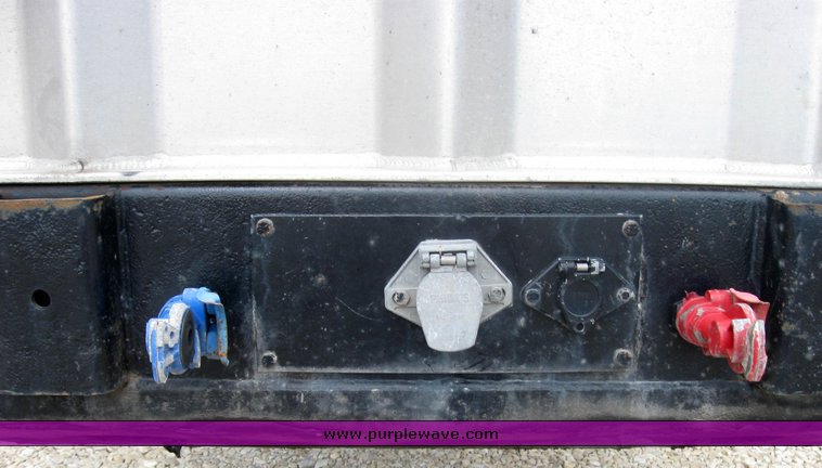 image for item 2293 1993 Fontaine 48' flat bed semi trailer