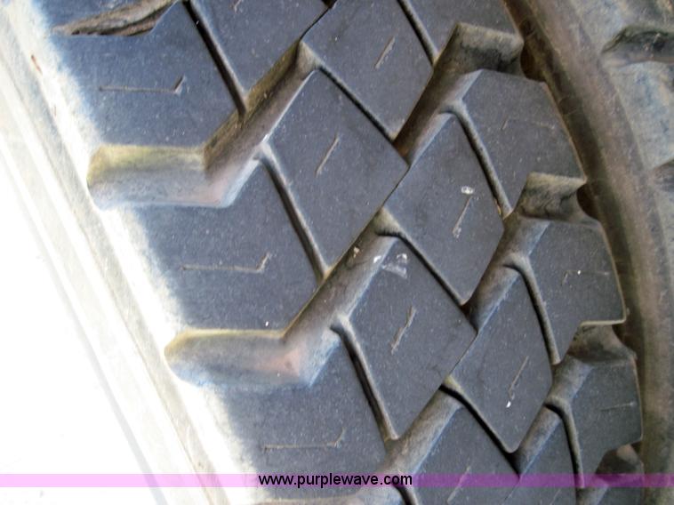 image for item 3012 1992 Ford Conventional LS9000 dump truck