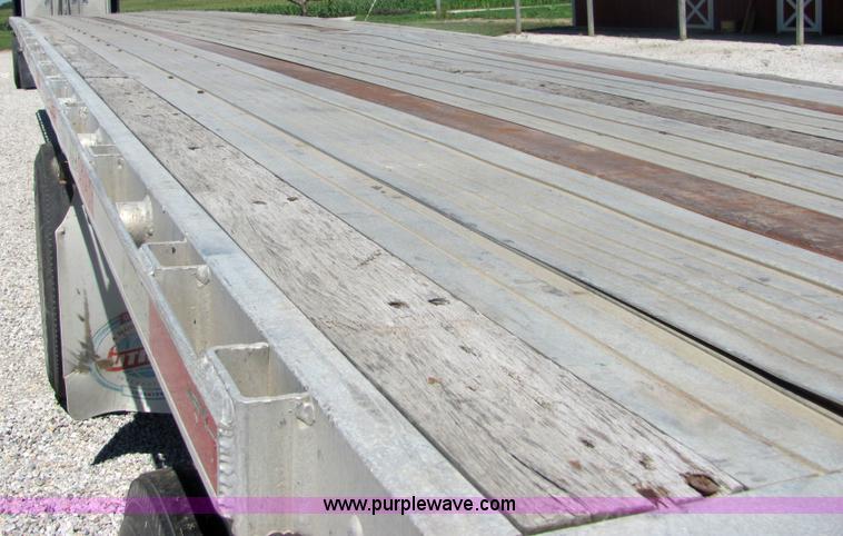 image for item 4635 2000 48' aluminum deck over semi trailer