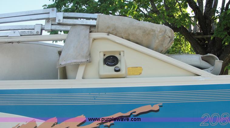 image for item 1710 1996 Crestline 20' pontoon boat