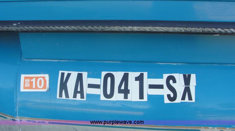 image for item 1710 1996 Crestline 20' pontoon boat