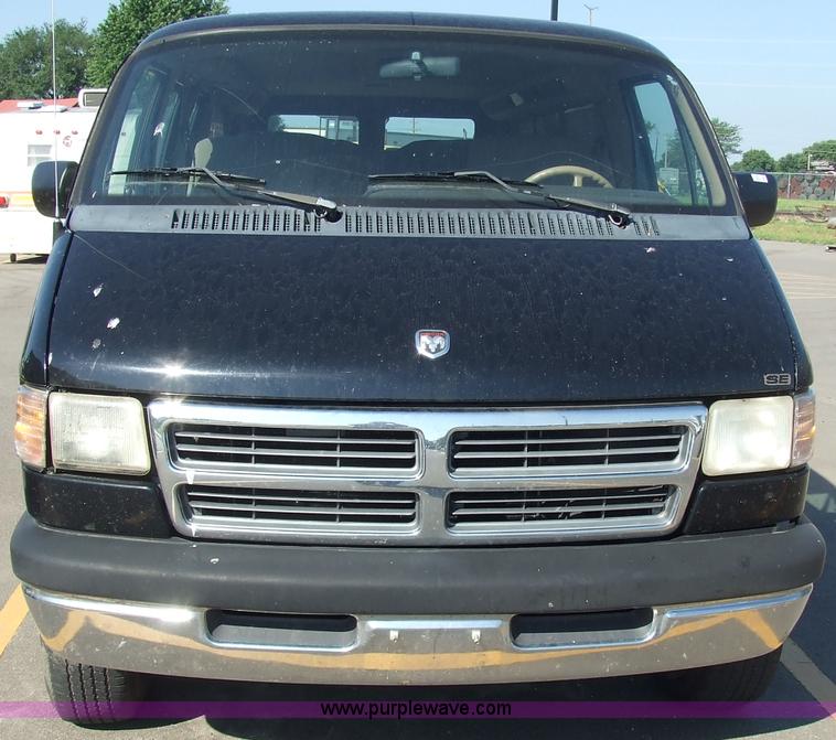 image for item 2099 1997 Dodge Ram Van B2500 SE Mark III econo van