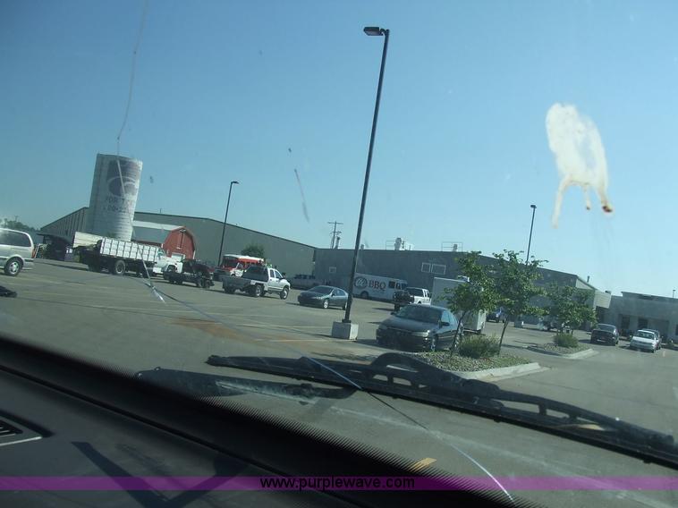 image for item 2099 1997 Dodge Ram Van B2500 SE Mark III econo van