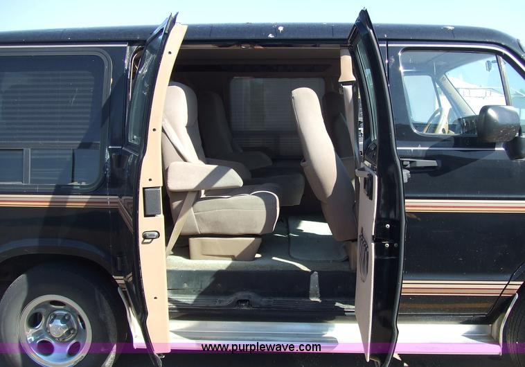 image for item 2099 1997 Dodge Ram Van B2500 SE Mark III econo van