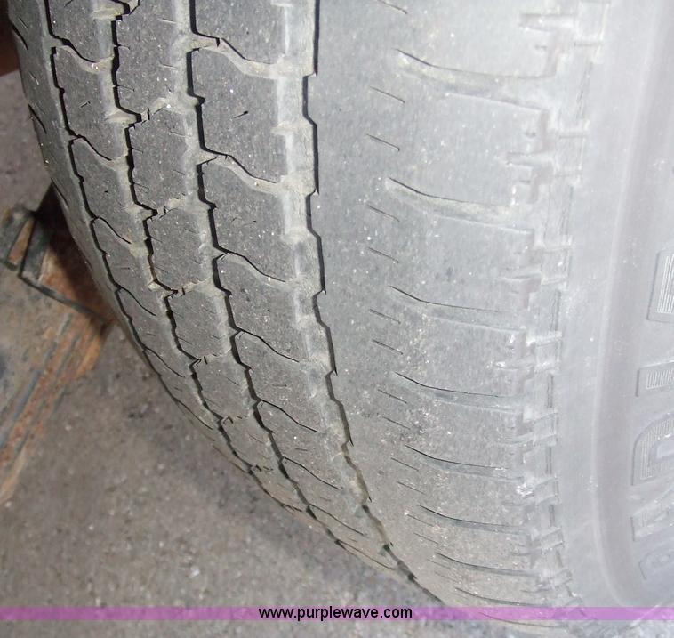 image for item 2099 1997 Dodge Ram Van B2500 SE Mark III econo van