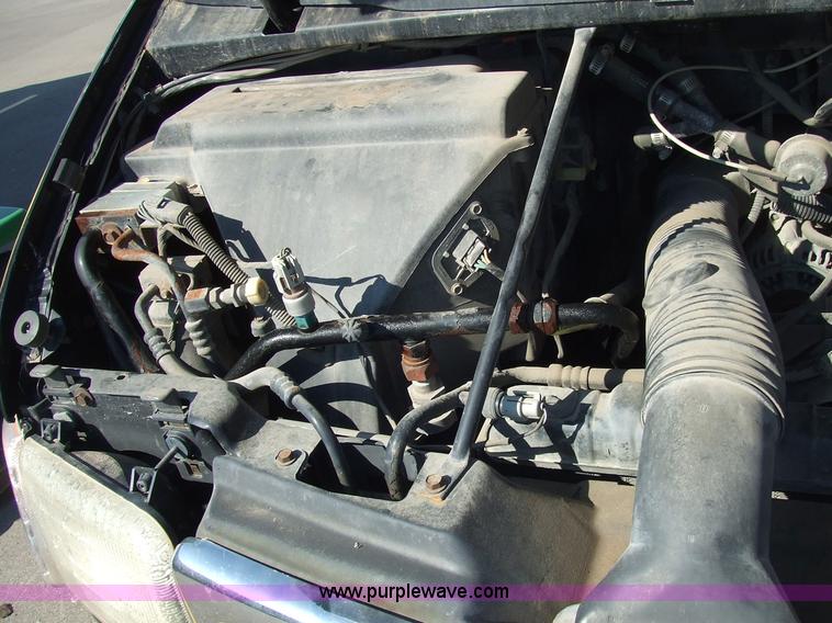 image for item 2099 1997 Dodge Ram Van B2500 SE Mark III econo van