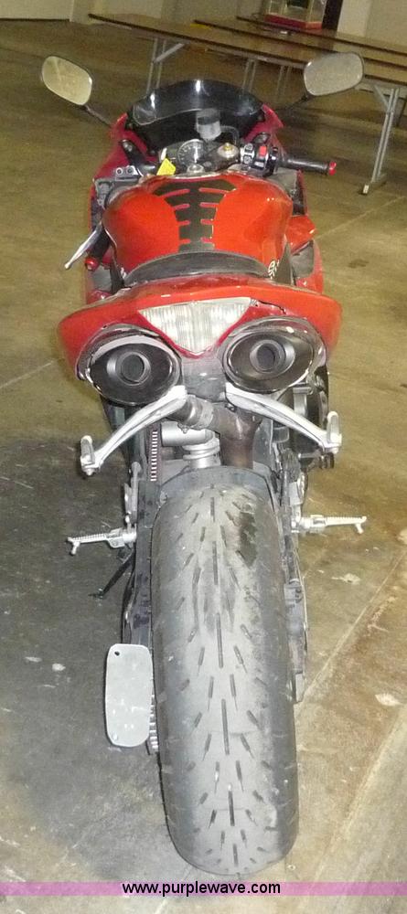 image for item 2150 2006 Yamaha YZF-R1 motorcycle