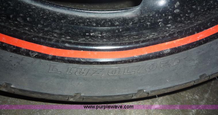 image for item 2150 2006 Yamaha YZF-R1 motorcycle