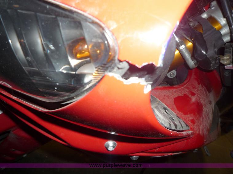 image for item 2150 2006 Yamaha YZF-R1 motorcycle