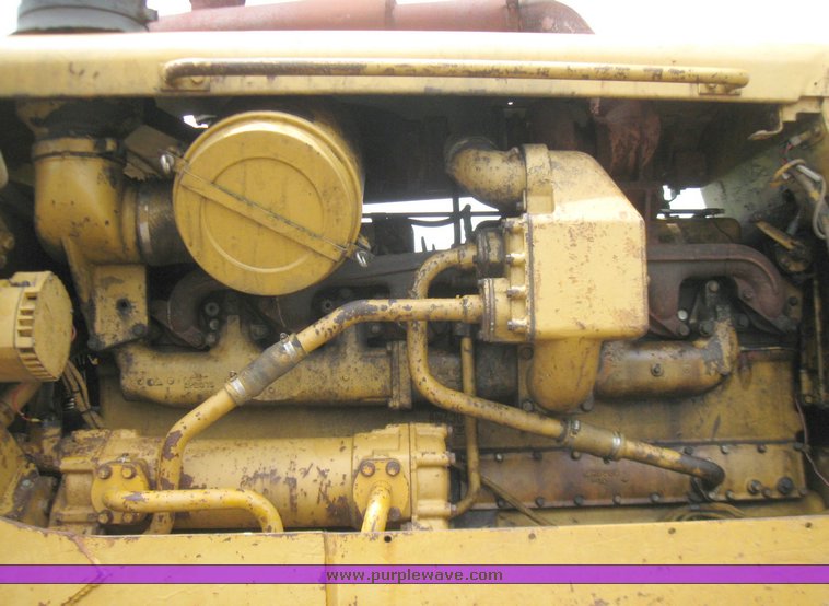 image for item 2218 1977 Caterpillar D8K dozer