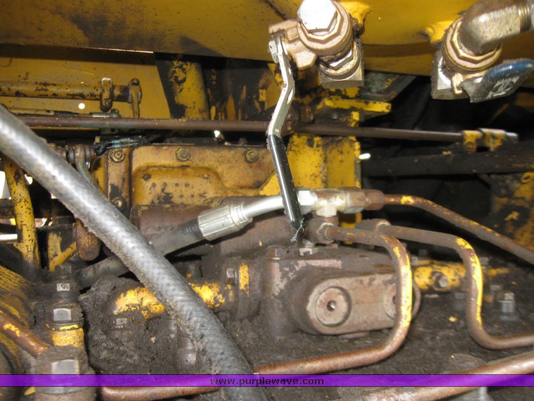 image for item 2218 1977 Caterpillar D8K dozer