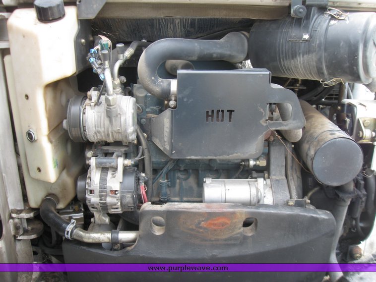 image for item 2219 2005 Bobcat 435 ZHS FastTrack compact excavator