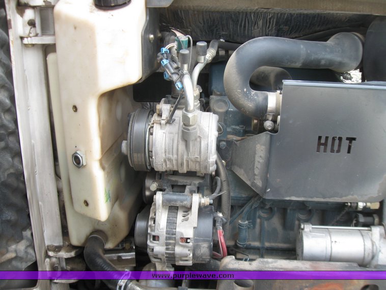 image for item 2219 2005 Bobcat 435 ZHS FastTrack compact excavator