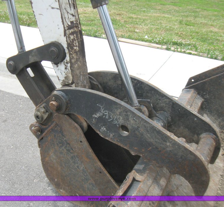 image for item 2219 2005 Bobcat 435 ZHS FastTrack compact excavator