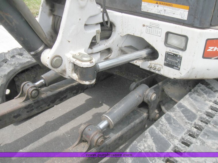 image for item 2219 2005 Bobcat 435 ZHS FastTrack compact excavator