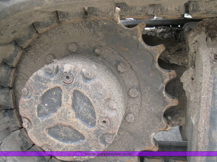 image for item 2219 2005 Bobcat 435 ZHS FastTrack compact excavator