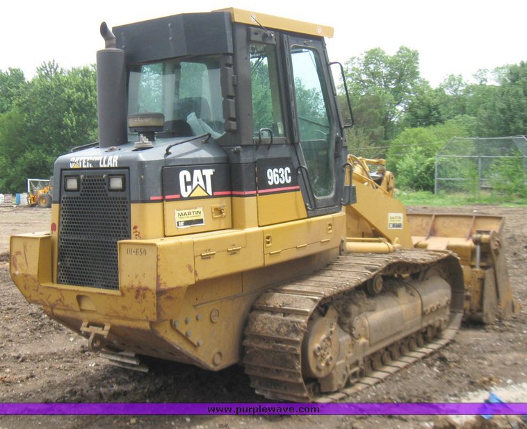 image for item 2220 2001 Cat 963C track loader