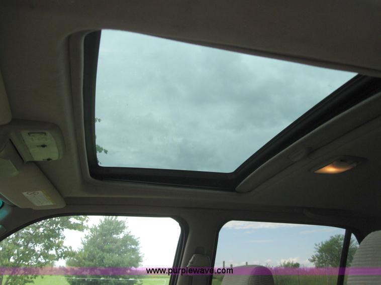 image for item 2225 2000 Toyota 4 Runner SR5