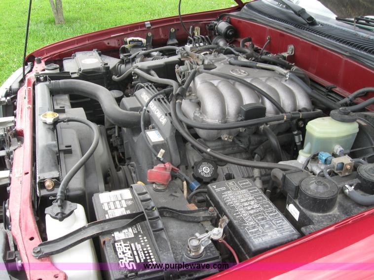 image for item 2225 2000 Toyota 4 Runner SR5