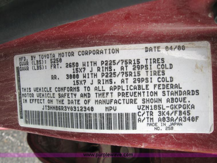 image for item 2225 2000 Toyota 4 Runner SR5