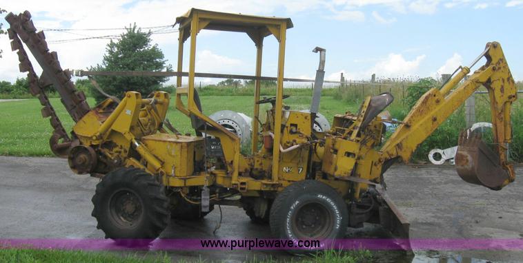 image for item 2226 Vermeer M Series trencher