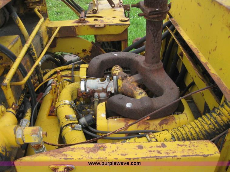 image for item 2226 Vermeer M Series trencher