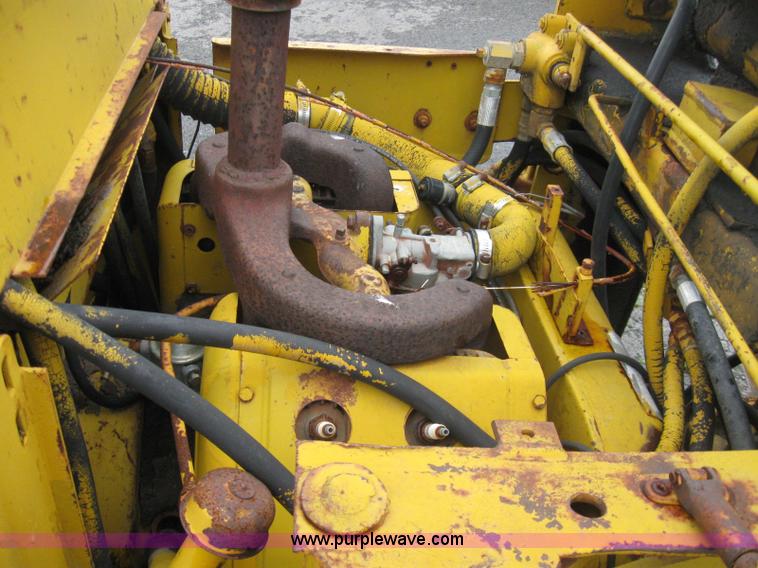 image for item 2226 Vermeer M Series trencher