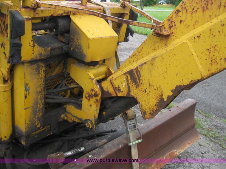 image for item 2226 Vermeer M Series trencher