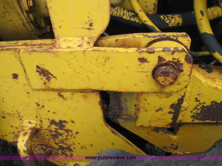 image for item 2226 Vermeer M Series trencher