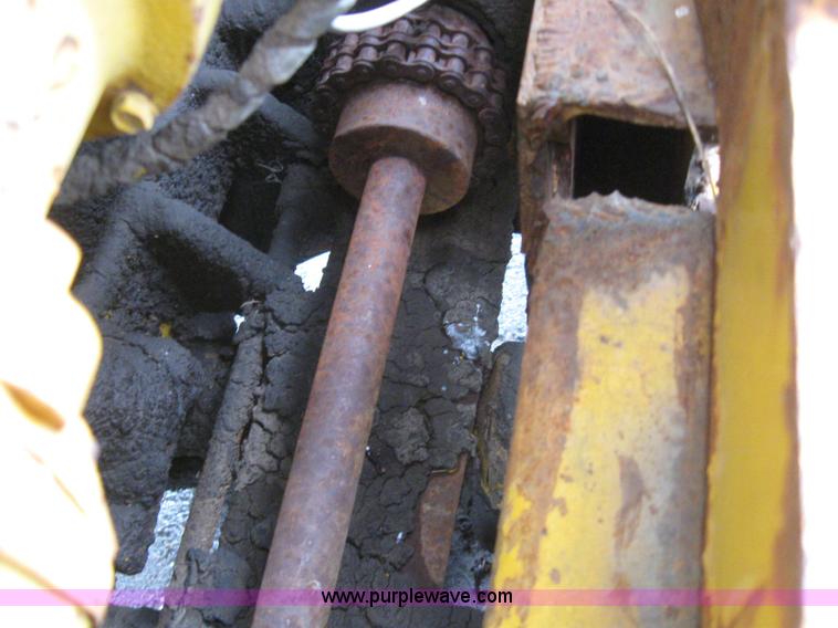 image for item 2226 Vermeer M Series trencher