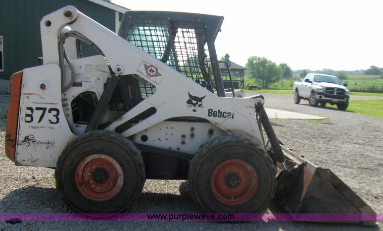 image for item 2250 Bobcat 873 skid steer
