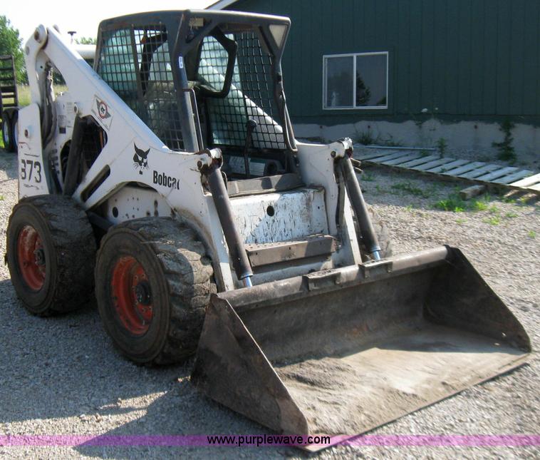 image for item 2250 Bobcat 873 skid steer