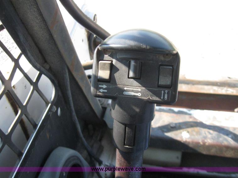 image for item 2250 Bobcat 873 skid steer