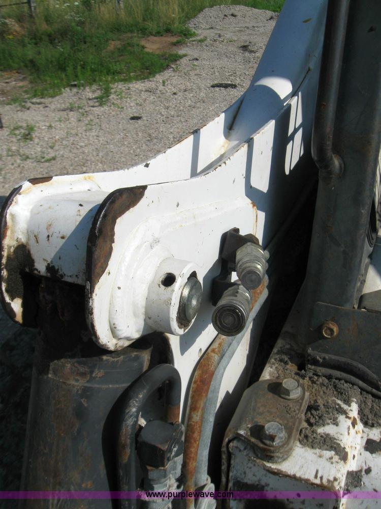 image for item 2250 Bobcat 873 skid steer