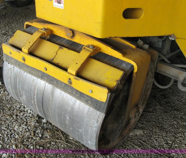 image for item 2251 Beuthlig B305 vibratory roller