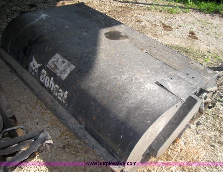 image for item 2254 2008 Bobcat sweeper skid steer attachment